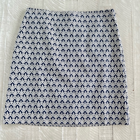 Talbots Navy and White Cotton Patterned pencil skirt New With Tags size 2 - Picture 1 of 6